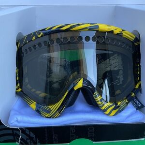 Oakley goggles XS O-frame MX digi slash eye protection motorcross ski youth kids